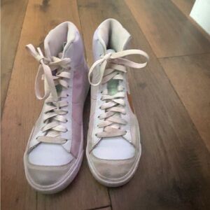 Nike Women's White and Beige High-Top Sneakers